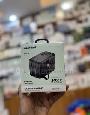 Green Lion Companion 45 Universal Travel Adapter