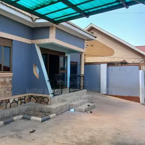 3bdrm Bungalow in Makindye Heights, Central Division for sale