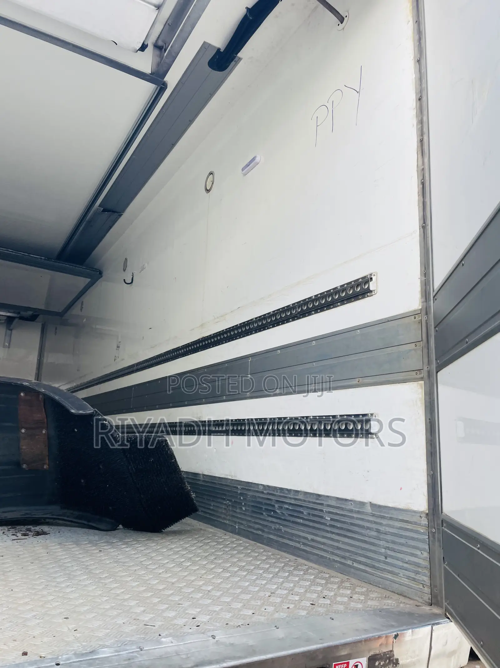 Benz Refrigerator