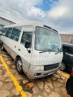 Toyota Coaster 2013 Silver