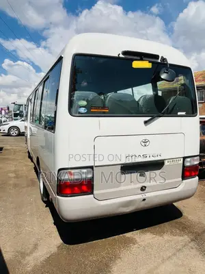 Toyota Coaster 2016 Silver