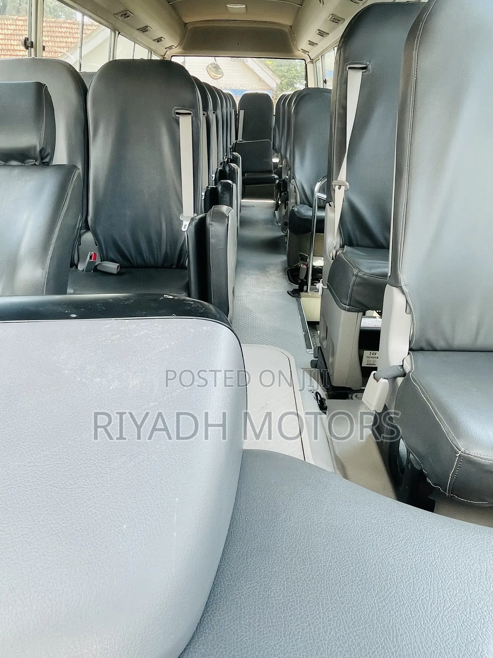 Toyota Coaster 2016 Silver