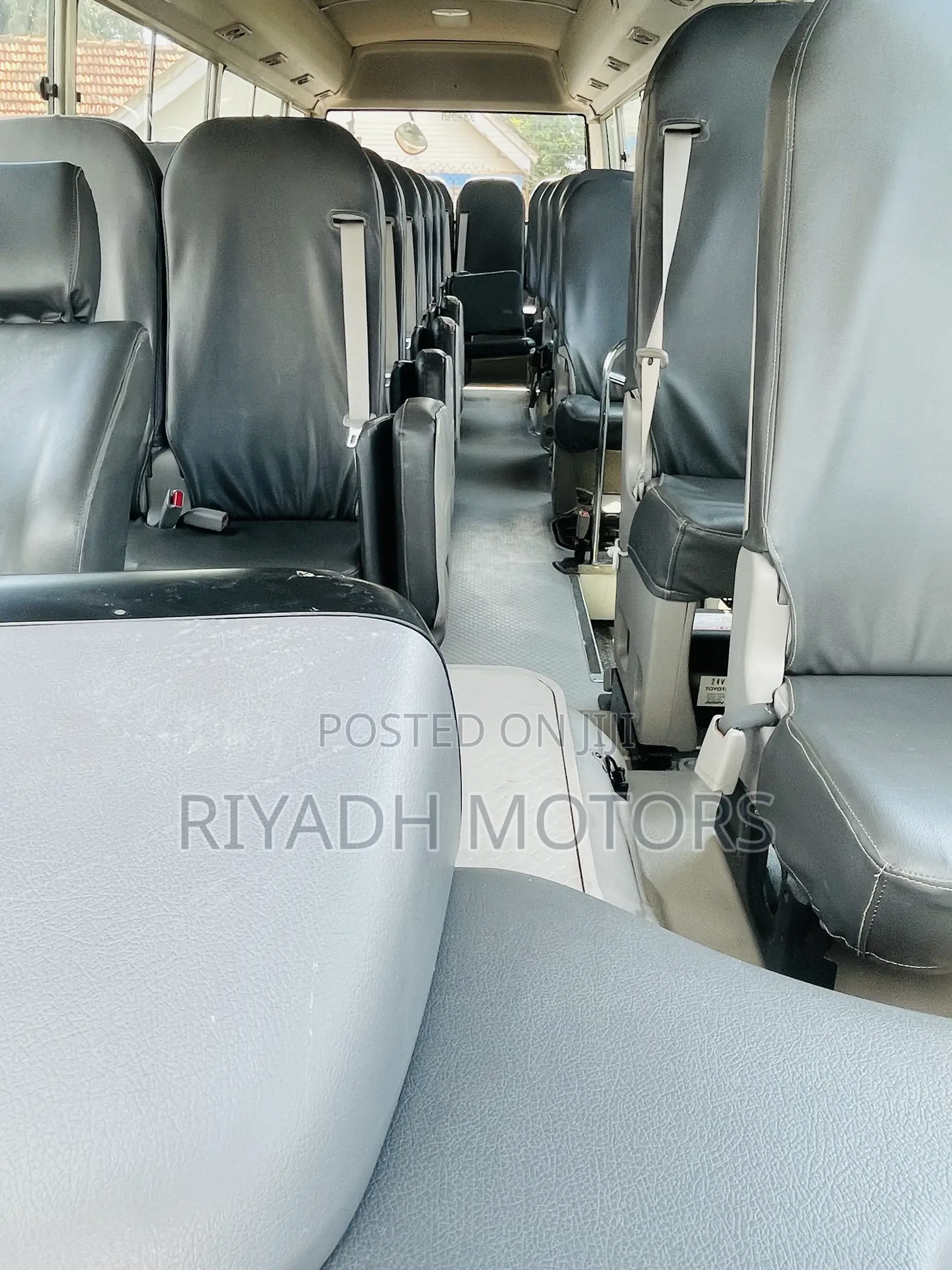 Toyota Coaster 2016 Silver