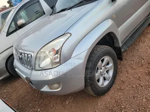 Toyota Land Cruiser Prado 2015 Silver