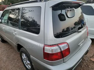 Subaru Forester 2002 Silver