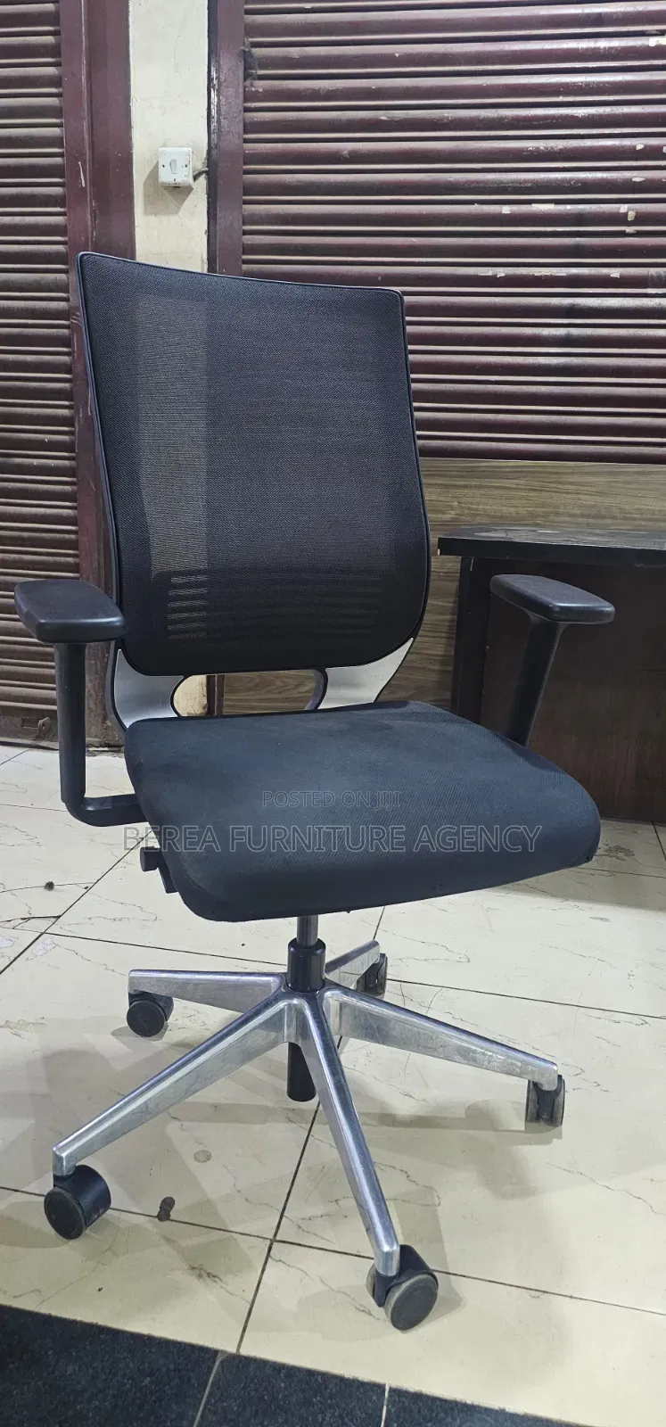 Midback Strong Mesh Adjustable Office Chair