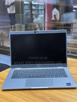 Laptop Dell Latitude 5340 16GB Intel Core i7 SSD 512GB