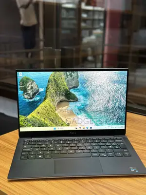 Laptop Dell XPS 13 (9360) 16GB Intel Core i7 SSD 512GB