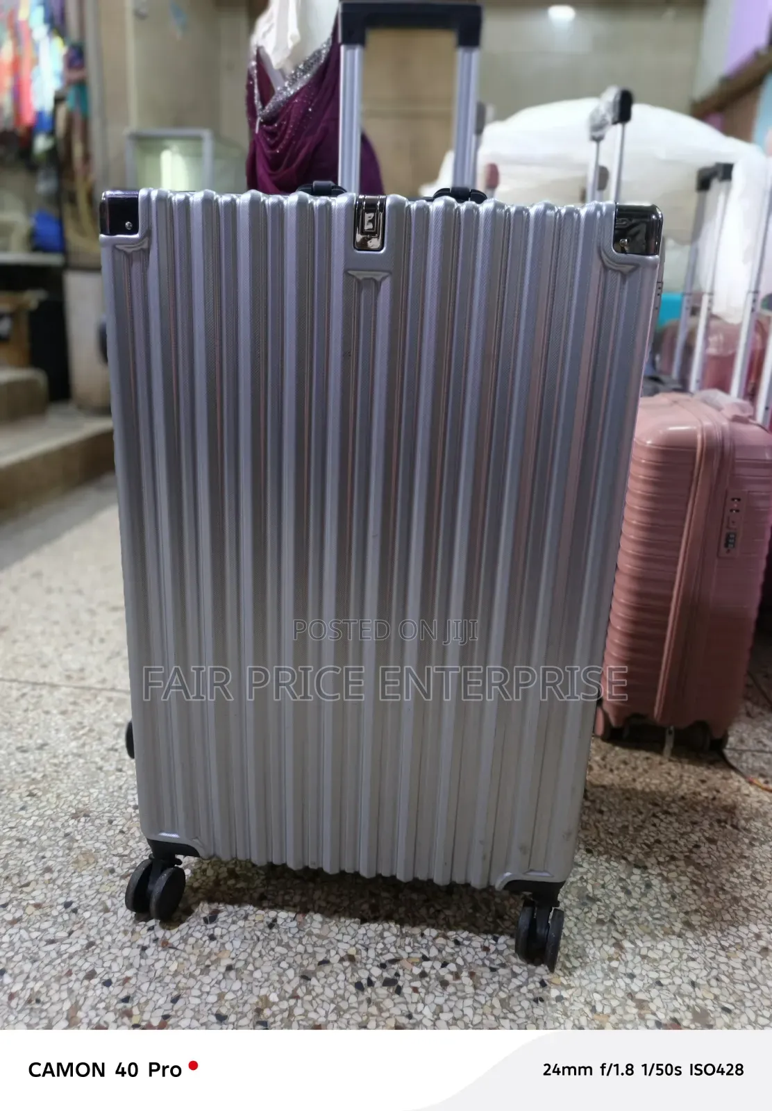 Quality Aluminum Plastic Suitcase. Medium Size. Gray Color