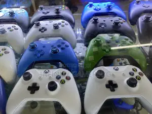 Xbox One S X Controllers