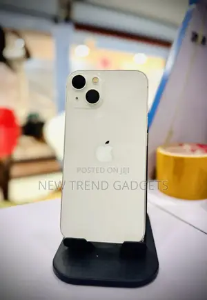 Apple iPhone 13 128 GB White
