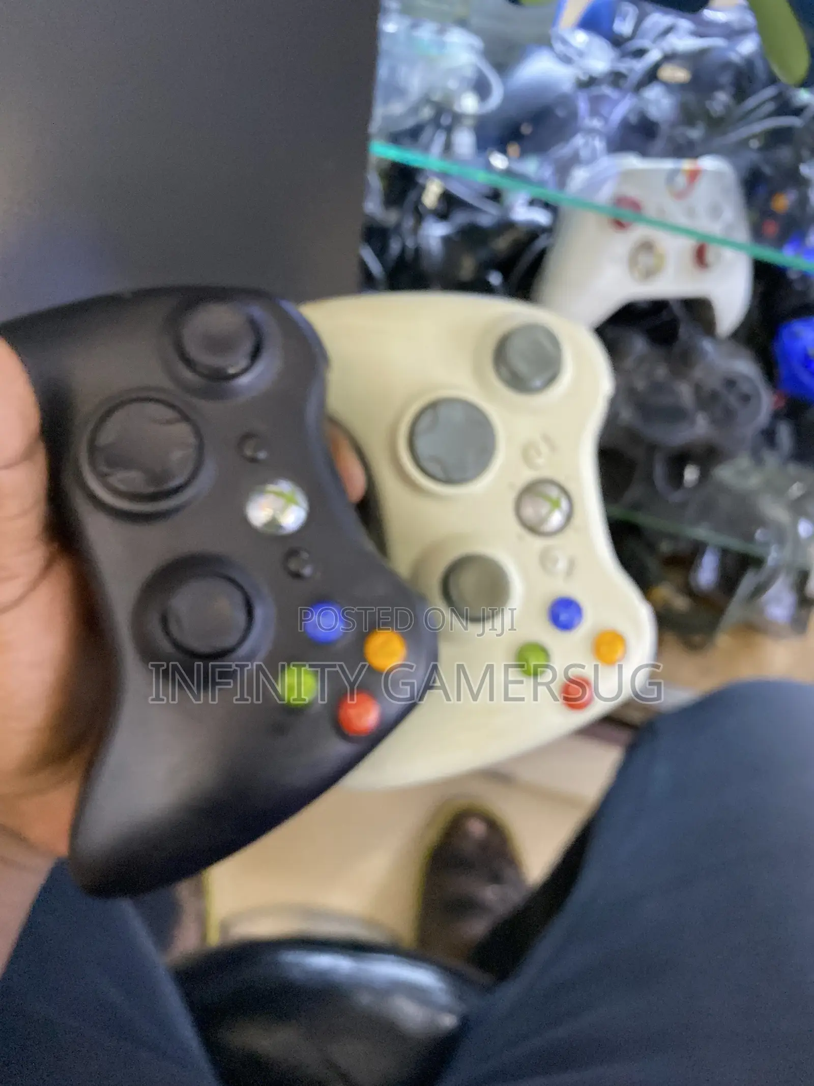 Xbox 360 Black and White Controller