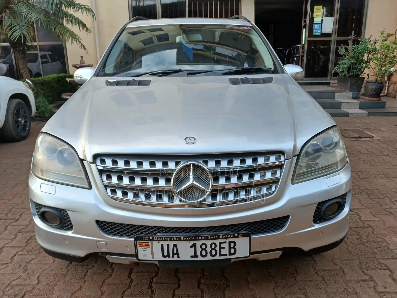 Mercedes-Benz M Class 2009 Silver
