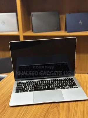 Laptop Apple MacBook Air 2020 8GB Intel Core i5 SSD 512GB