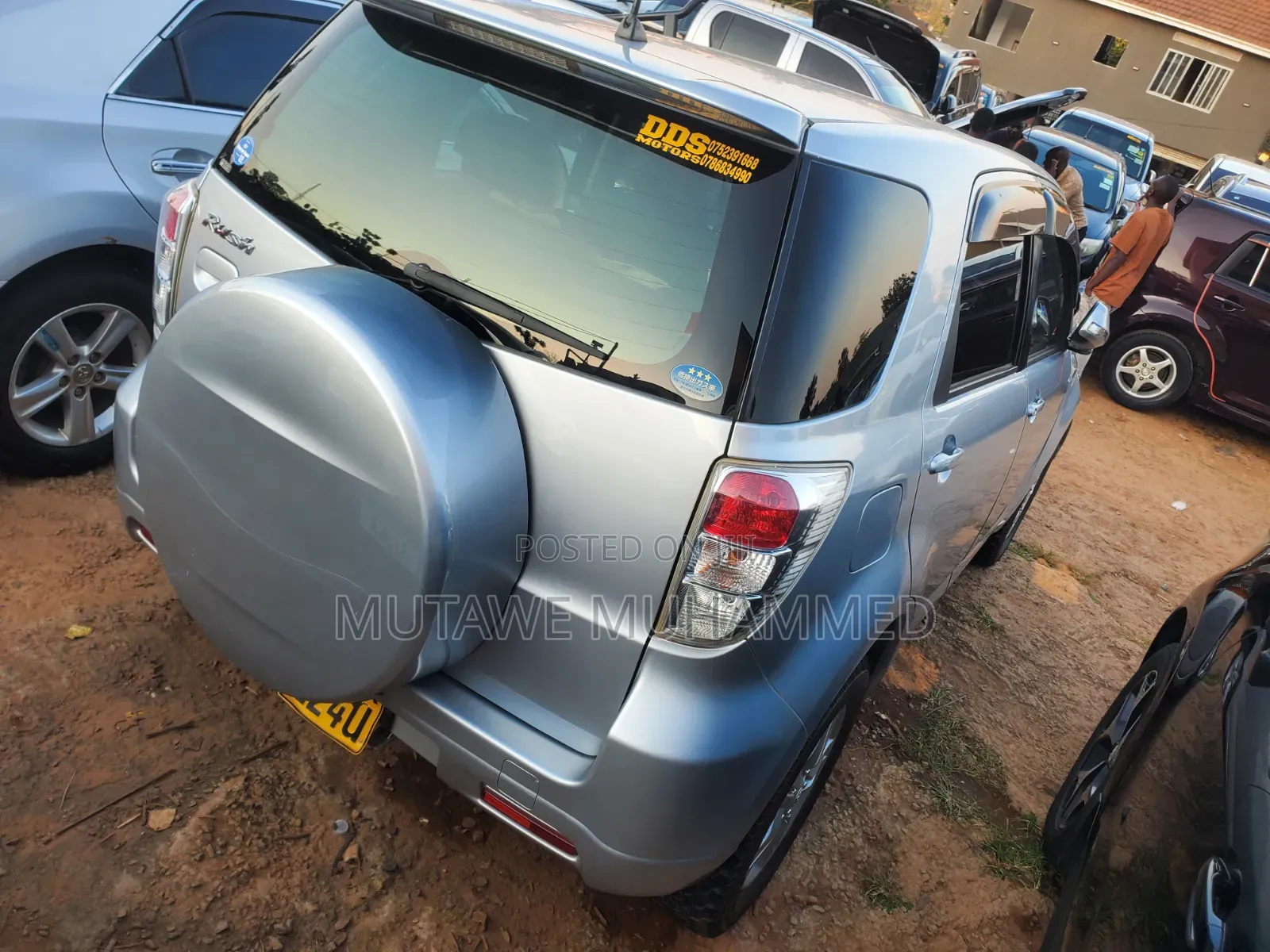 Toyota Rush 2010 Silver