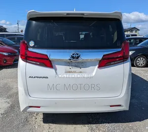 Toyota Alphard 2.5 Petrol AWD 2018 White