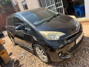 Toyota Ractis 1.5 AWD 2013 Black
