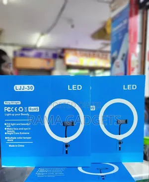 LJJ-30 Led Ring Fill Light Features Multiple Color Temperatures