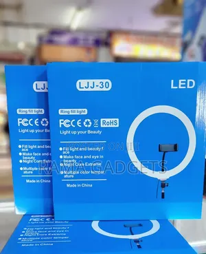 LJJ-30 Led Ring Fill Light Features Multiple Color Temperatures