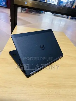 New Laptop Dell Latitude 12 E7270 8GB Intel Core i5 SSD 256GB