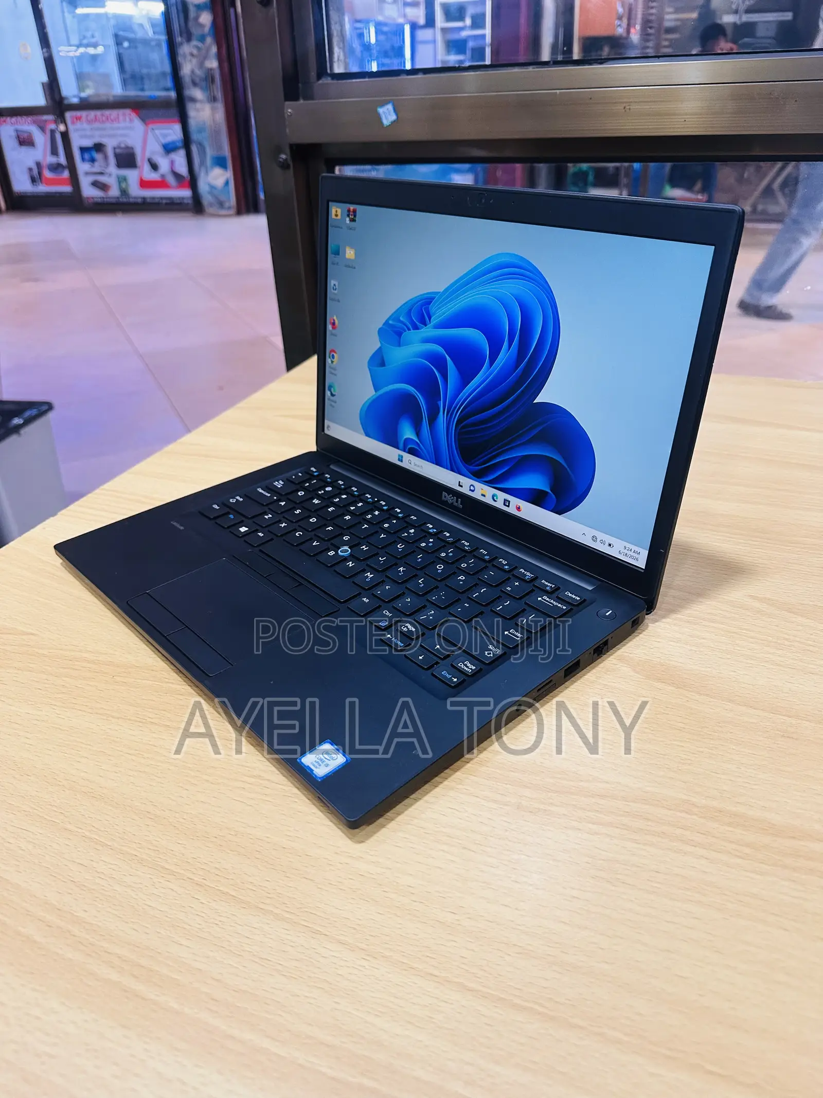 New Laptop Dell Latitude 12 E7270 8GB Intel Core i5 SSD 256GB