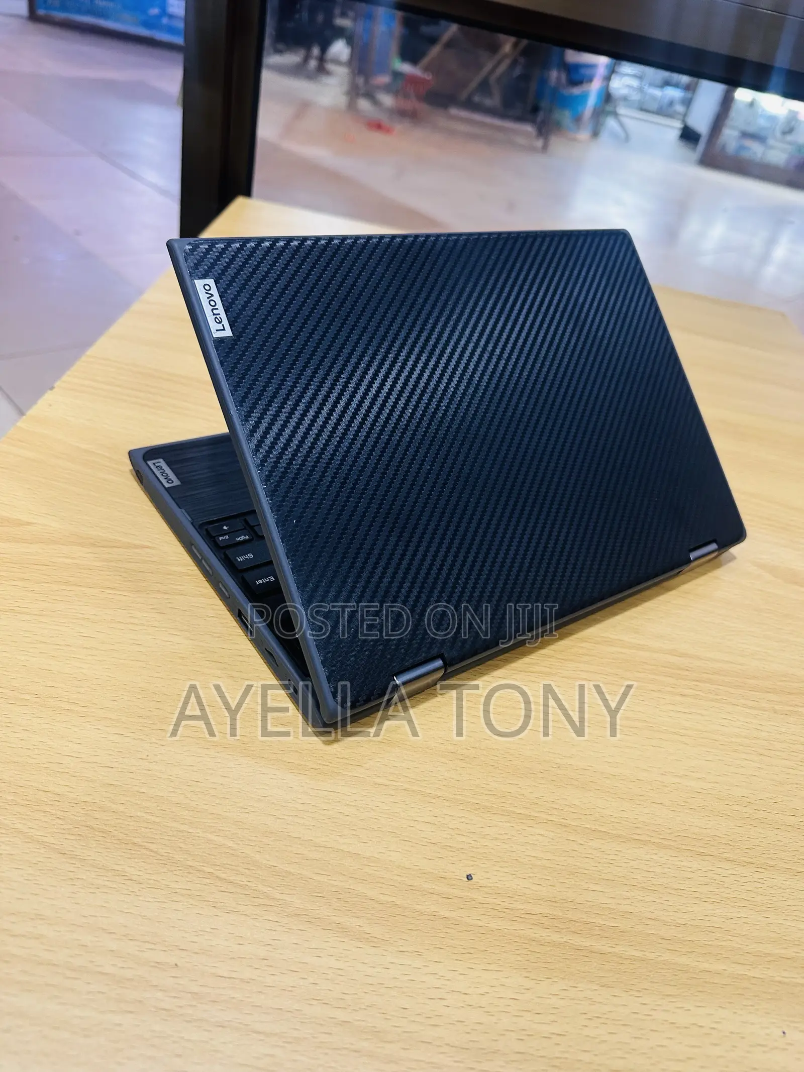 New Laptop Lenovo IdeaPad 300 4GB Intel Pentium SSD 256GB