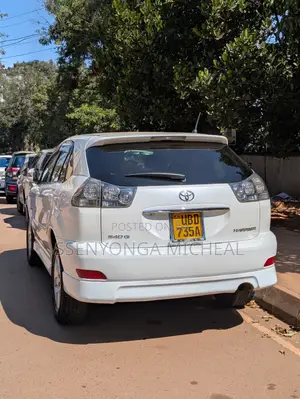 Toyota Harrier 2006 White