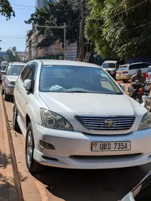 Toyota Harrier 2006 White