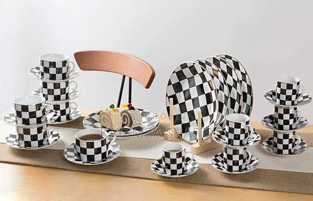 Agapidis Collection 30-Piece Porcelain Dinnerware Set - Service for 6