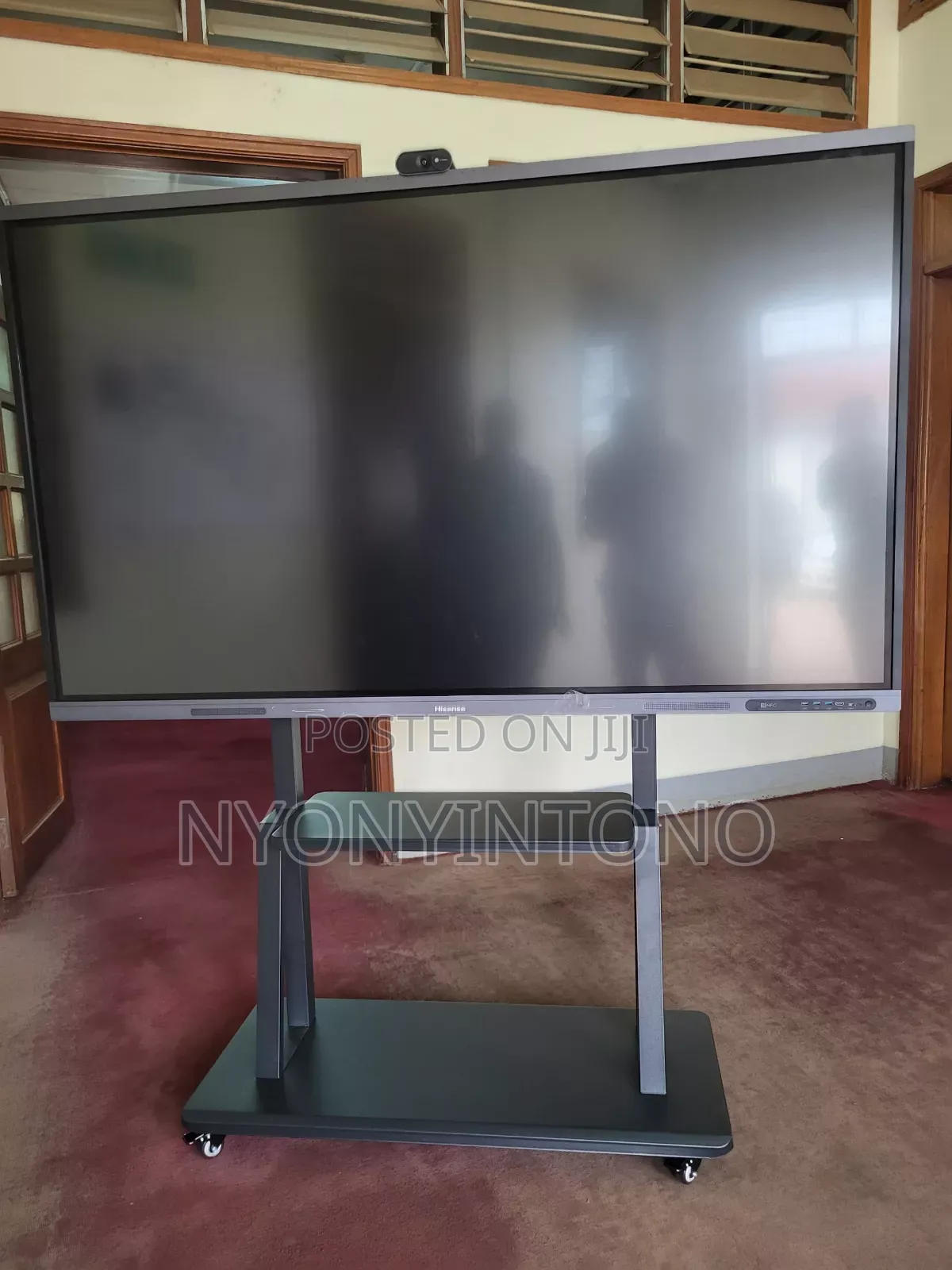 Fully Metallic Heavy Duty Plasma Conference Stand,Wheels for Mobility