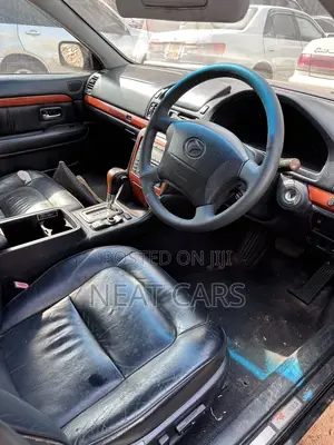 Toyota Progress 2001 Black