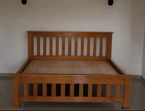 5×6bed in Light Mahogany Colour