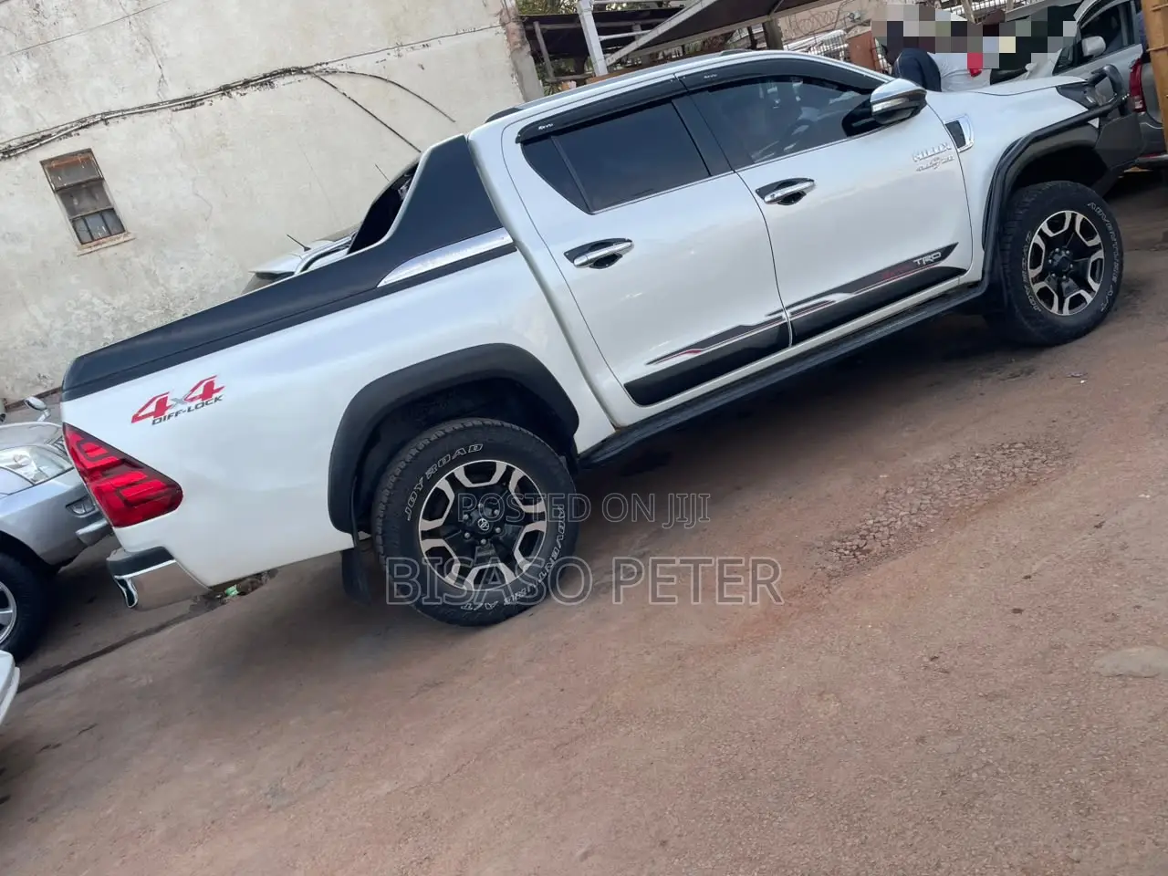 Toyota Hilux 2016 White