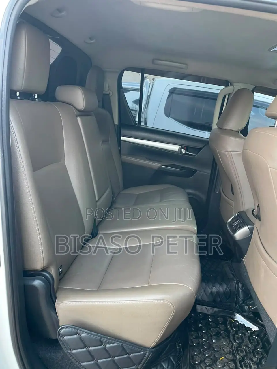 Toyota Hilux 2016 White