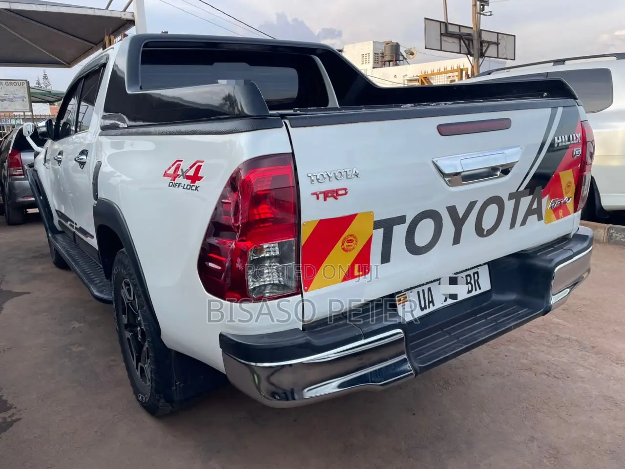 Toyota Hilux 2016 White