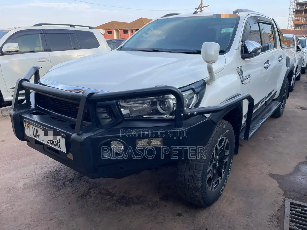 Toyota Hilux 2016 White