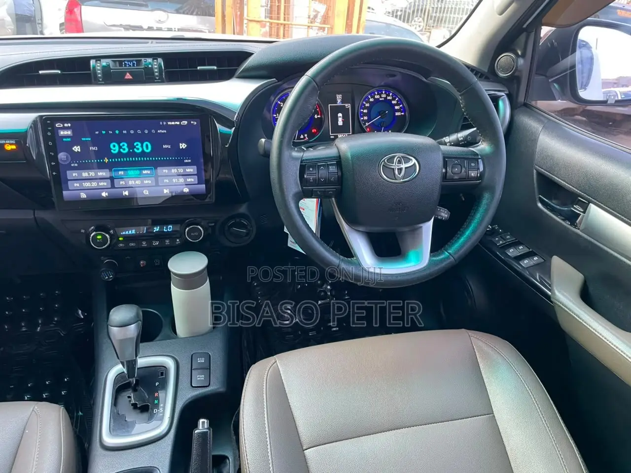 Toyota Hilux 2016 White