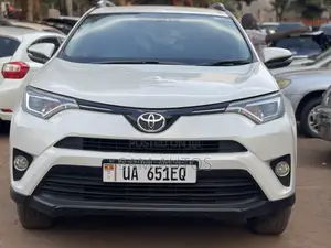 Toyota RAV4 2015 White