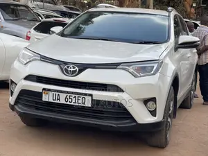 Toyota RAV4 2015 White