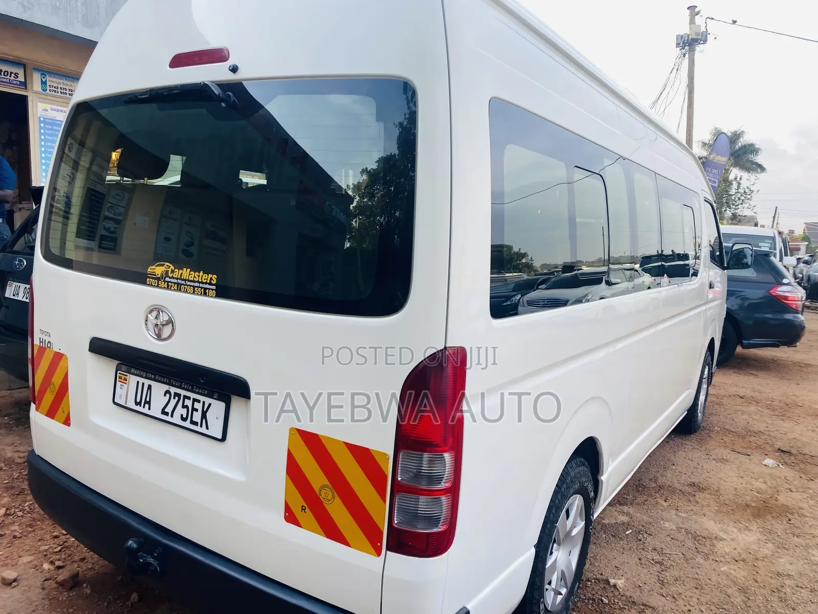 Toyota HiAce 2022 White