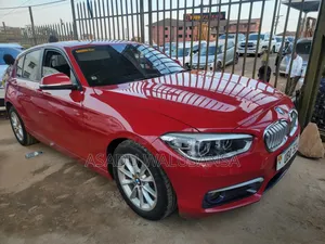 BMW 118i 2017 Red