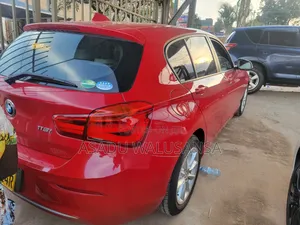BMW 118i 2017 Red