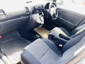 Toyota Wish 2006 Silver