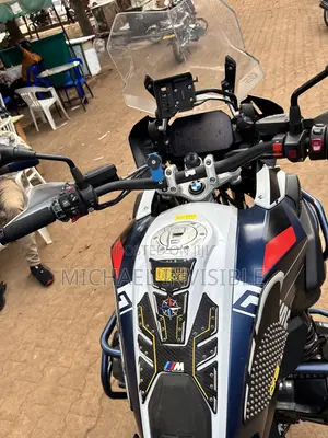 BMW R1250GS 2023 White