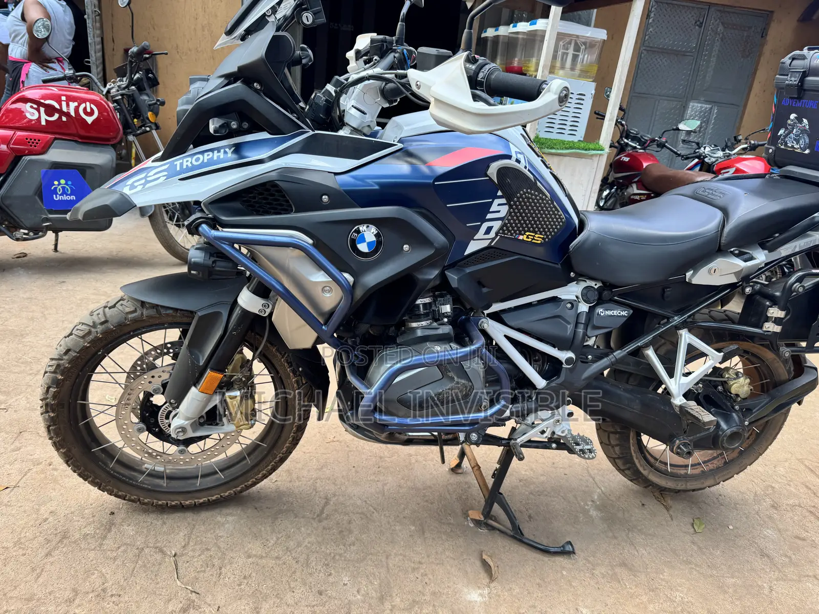 BMW R1250GS 2023 White