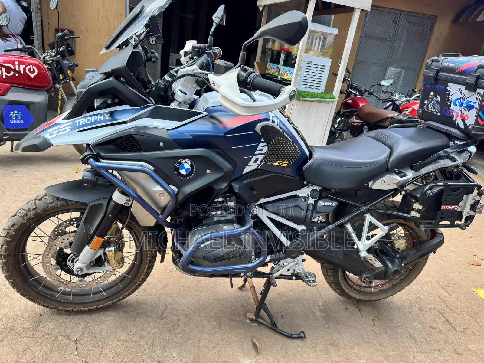 BMW R1250GS 2023 White