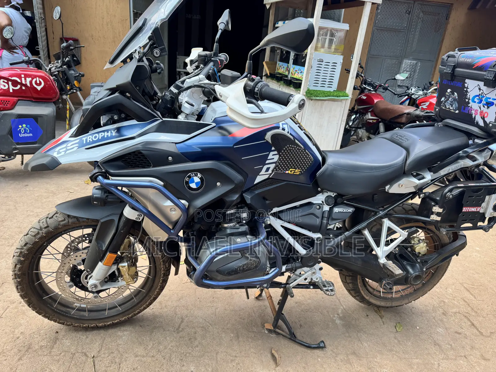BMW R1250GS 2023 White