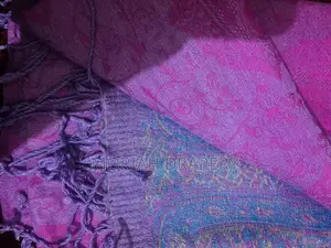 Plain Centered Vintage Print Edged Scarf