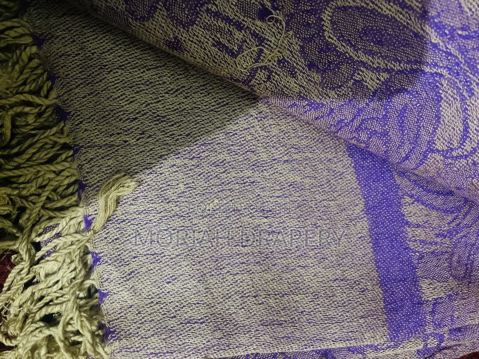 Plain Centered Vintage Print Edged Scarf