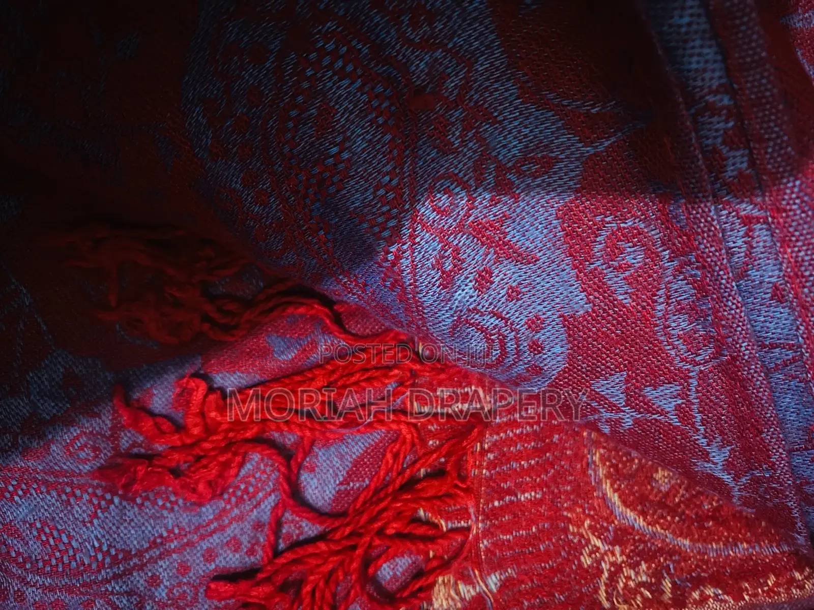 Plain Centered Vintage Print Edged Scarf